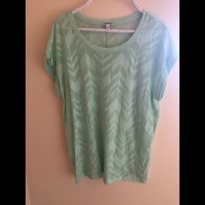 Express Sheer Tee🌸